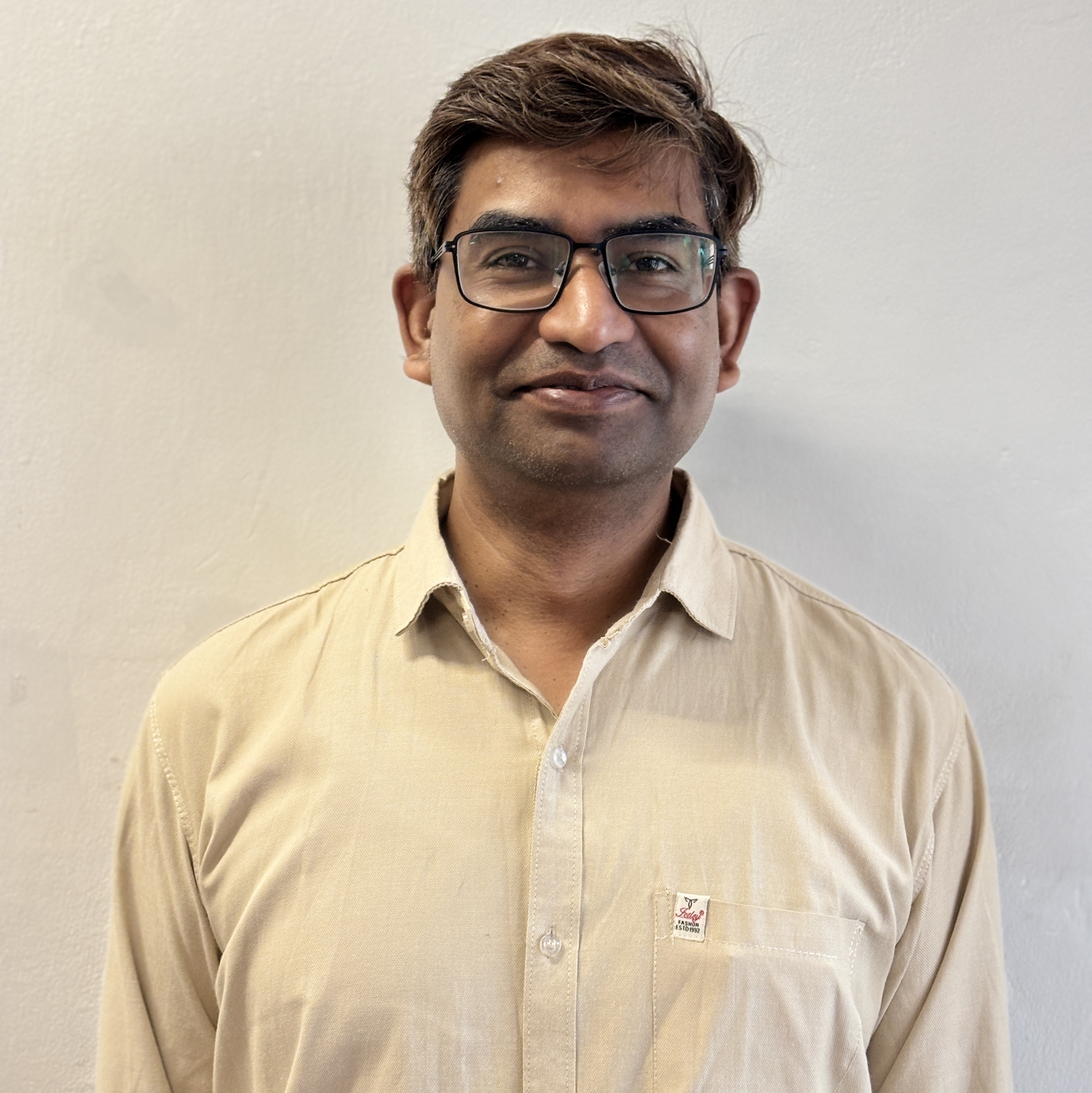 Dr. Rishi Kumar
